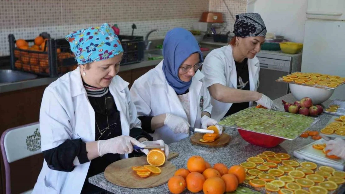 Üretken kadınlar yöresel ürünlere değer katıyor