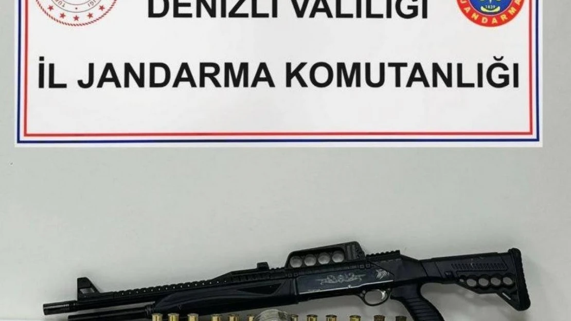 Uyuşturucu tacirlerine 2 ilçede operasyon düzenlendi