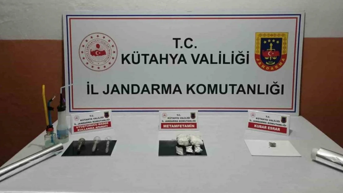 Üzerinde ve kaldığı konteynerde uyuşturucu madde ele geçirilen şahıs tutuklandı