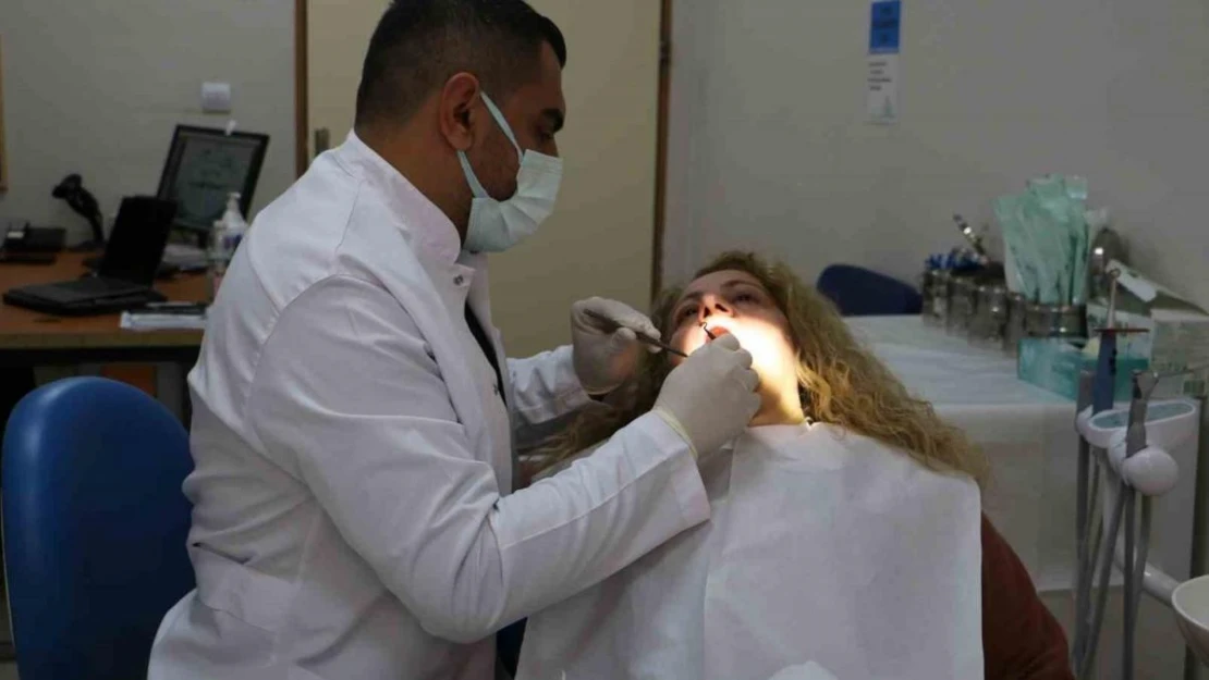 Uzmanı implant tedavisi sonrası yapılması gerekenleri anlattı