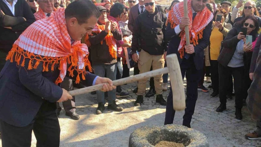 Vali Akbıyık Datça Badem Çiçeği Festivaline katıldı