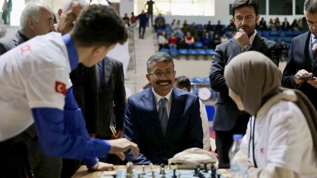 Vali Ali Çelik: 'Her alanda sporcuların yanında olacağız'