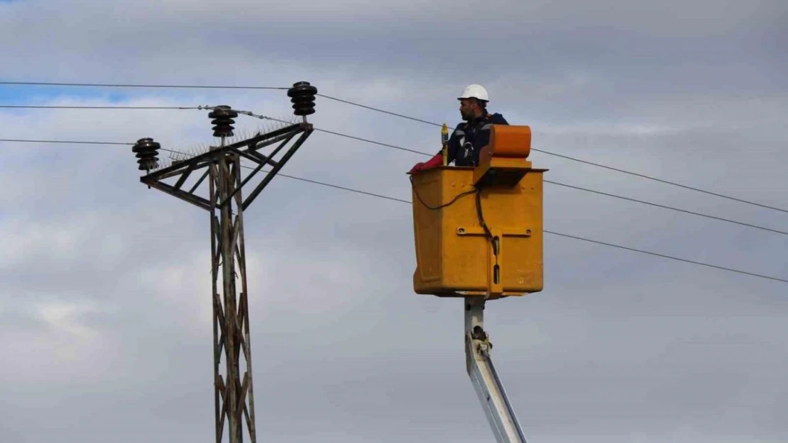 Vali Aydoğdu 'İhbar yapılmadan ve işlemlerini tamamlaması için makul bir süre verilmeden ilimizde hiçbir vatandaşımızın elektriği kesilmeyecek'