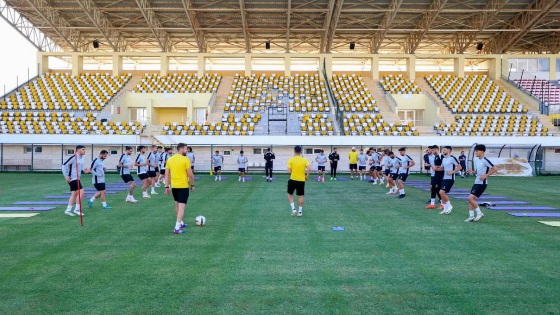 Vali Çakır: 'Yarım kalan sevdamızı bu sene tamamlayacağız'