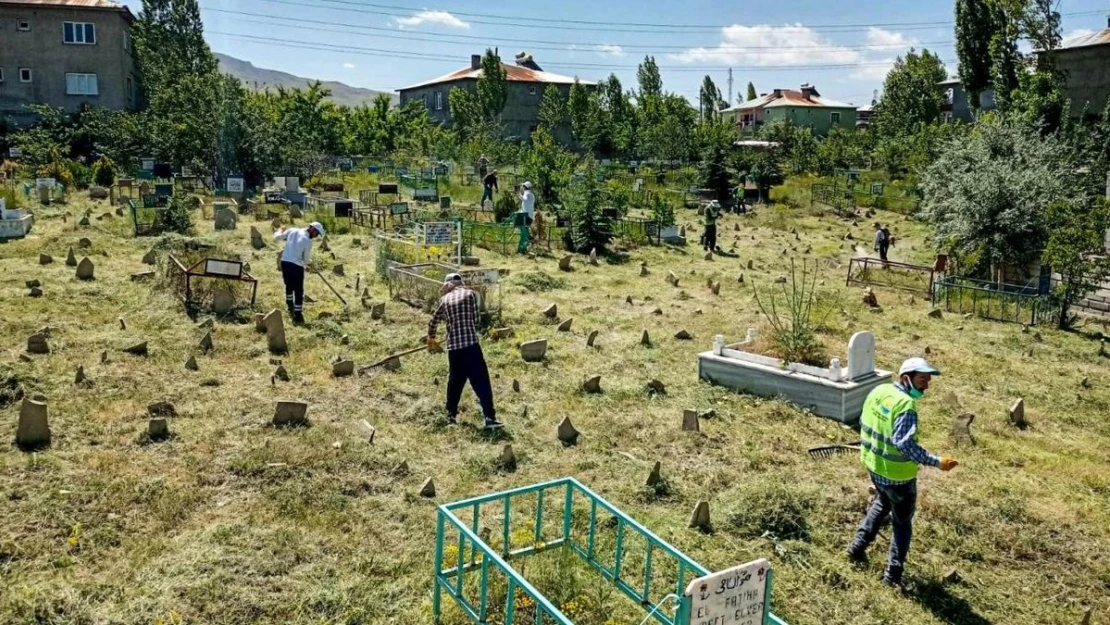 Van Büyükşehir Belediyesi temiz bir Van için çalışıyor