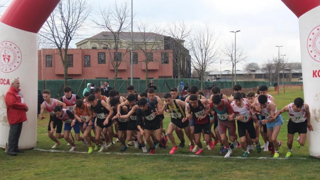 Van Büyükşehir Belediyespor atletizmde vites artırdı