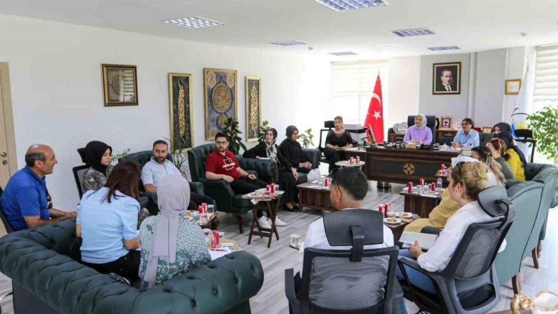 Van'da 'Kadın Dostu Belediye ve Yerel Yönetim Buluşmaları Toplantısı' yapıldı