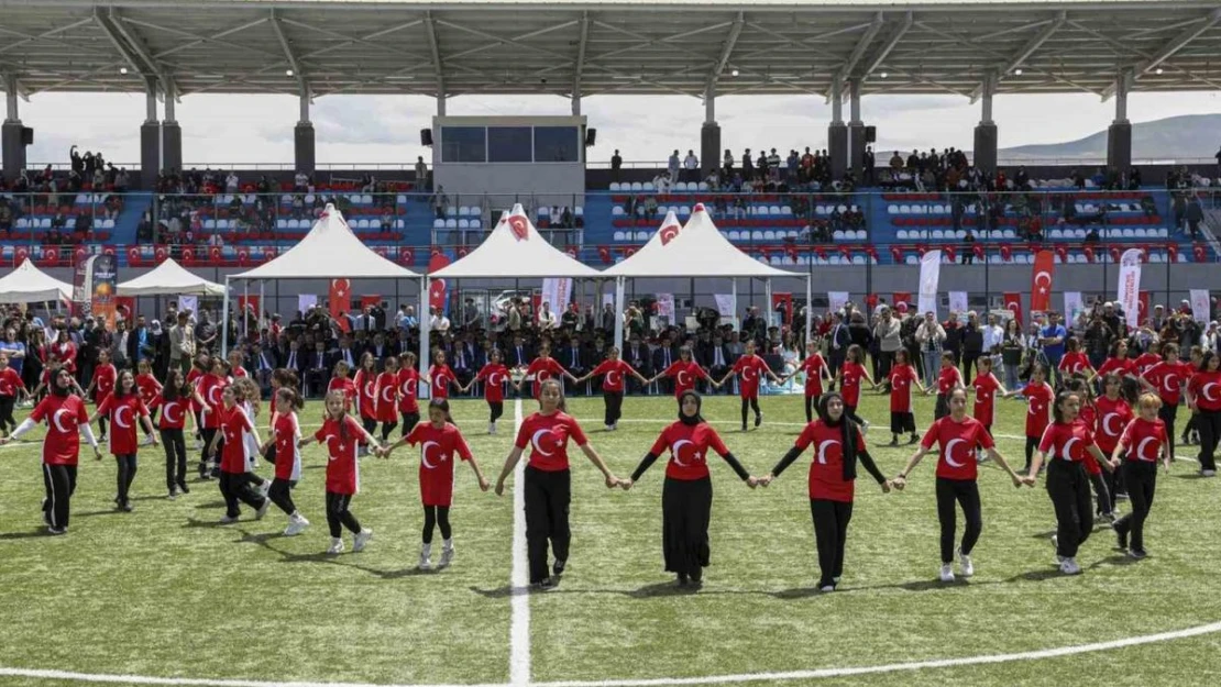 Van'da 19 Mayıs coşkusu