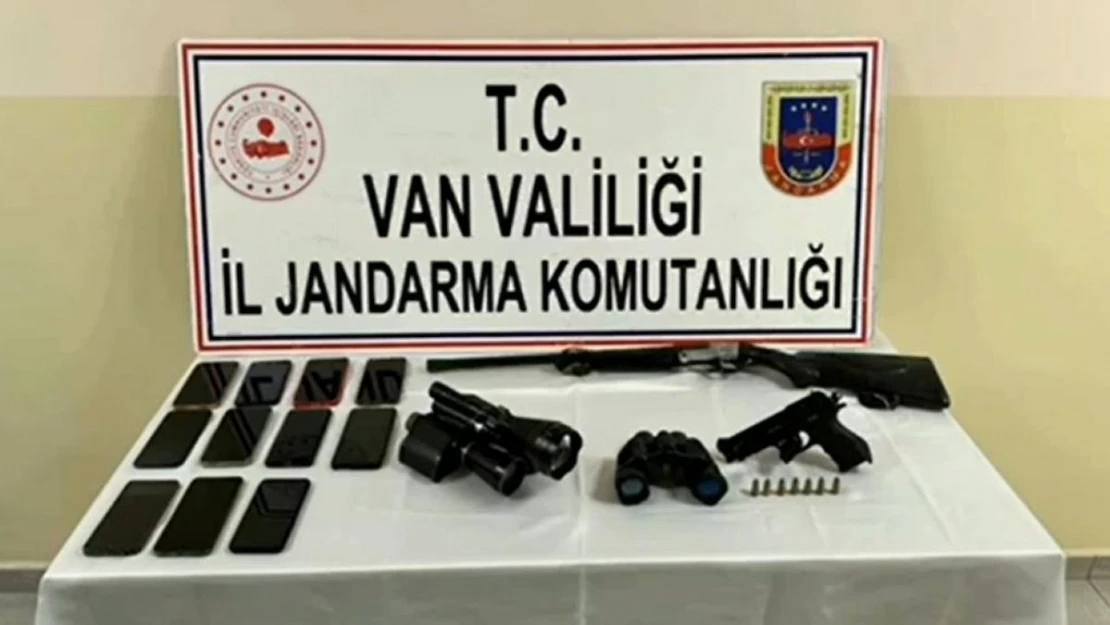 Van'da 52 kilogram esrar ele geçirildi