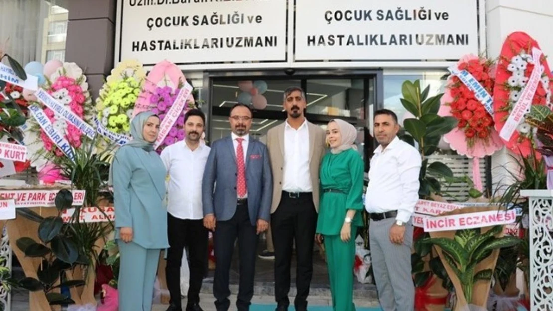 Van'da Dr. Baran Kızılyıldız - Dr. Fırat Bedir Çocuk Sağlığı ve Hastalıkları Kliniği törenle hizmete açıldı