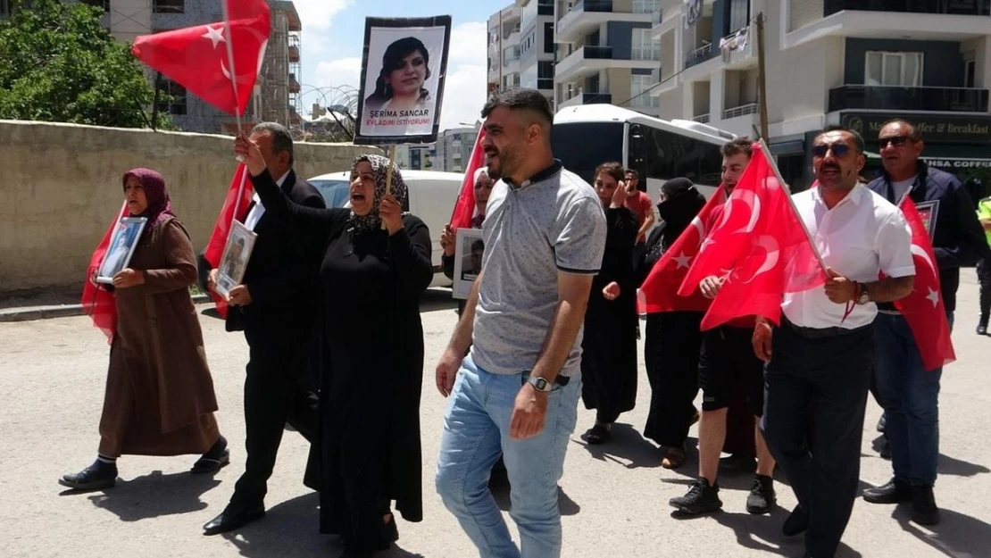 Van'da evlatları dağa kaçırılan annelerin evlat nöbeti devam ediyor