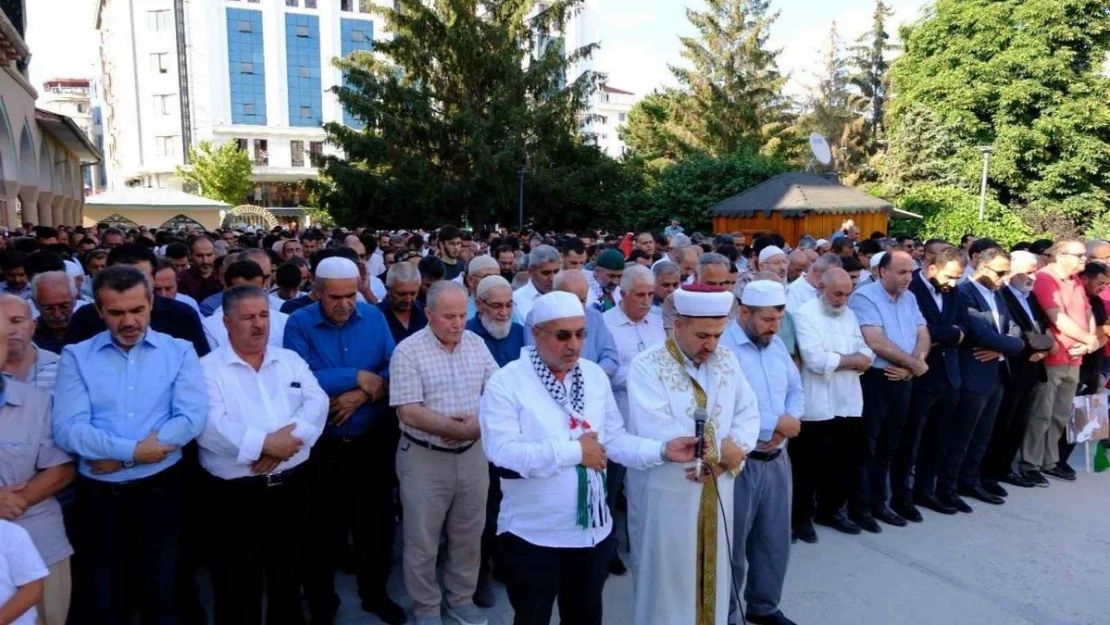 Van'da İsmail Haniye için gıyabi cenaze namazı kılındı