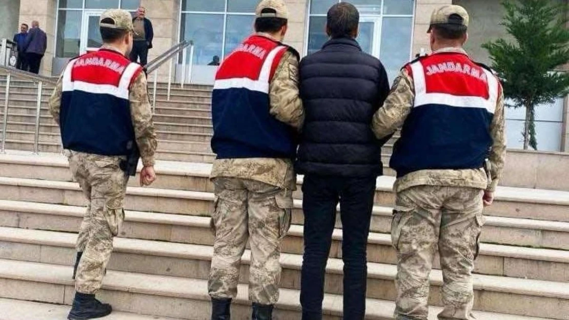 Van'da jandarma kamu düzeninin sağlanmasına yönelik çalışmalarını aralıksız sürdürüyor