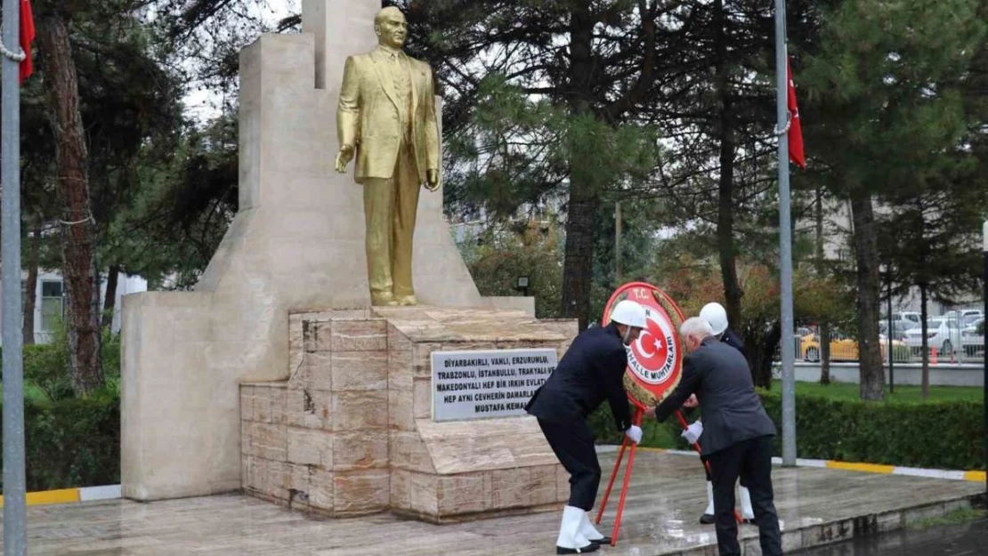 Van'da Muhtarlar Günü kutlandı