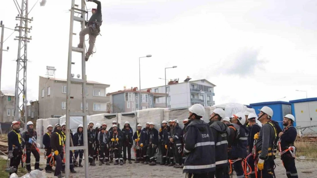 VEDAŞ'tan saha personeline güvenli çalışma eğitimi