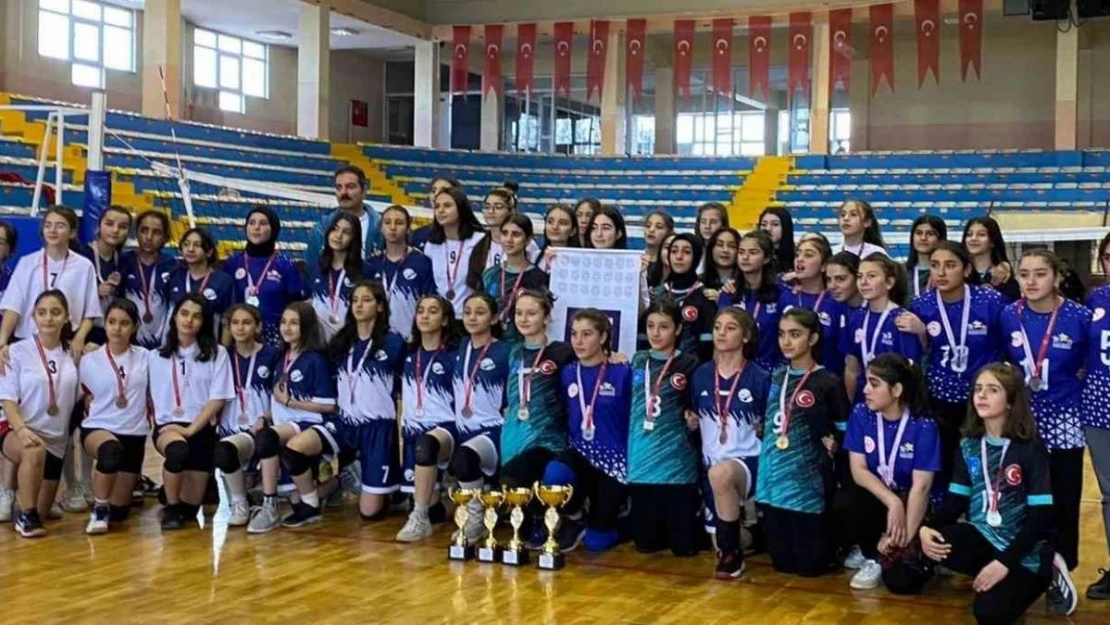 Voleybolda Aşkale rüzgarı