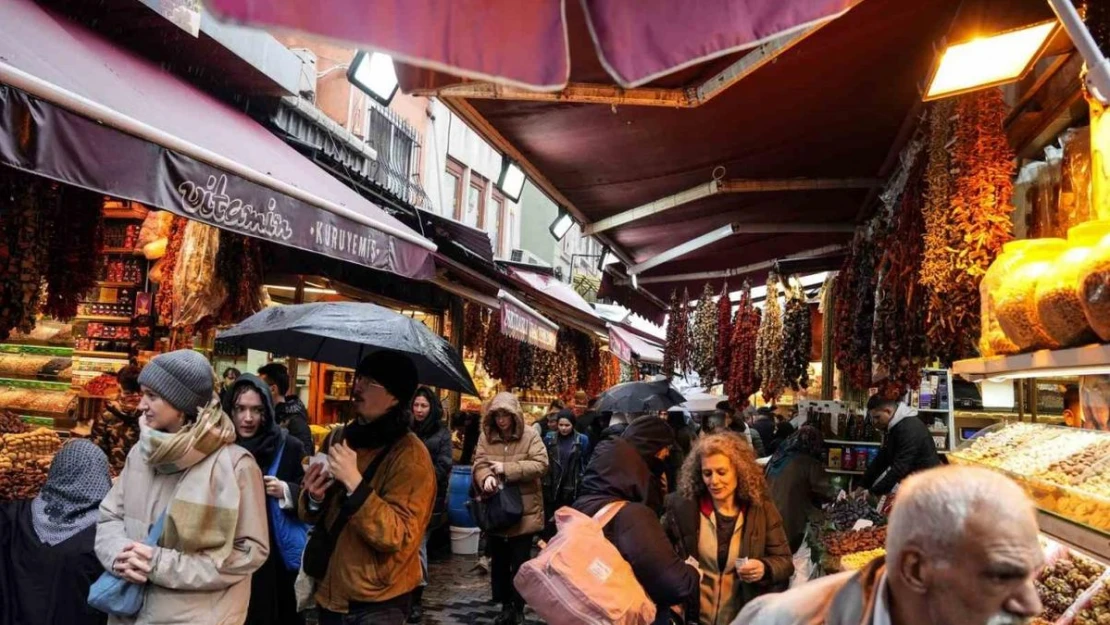 Yağmur, Ramazan alışverişine engel olmadı