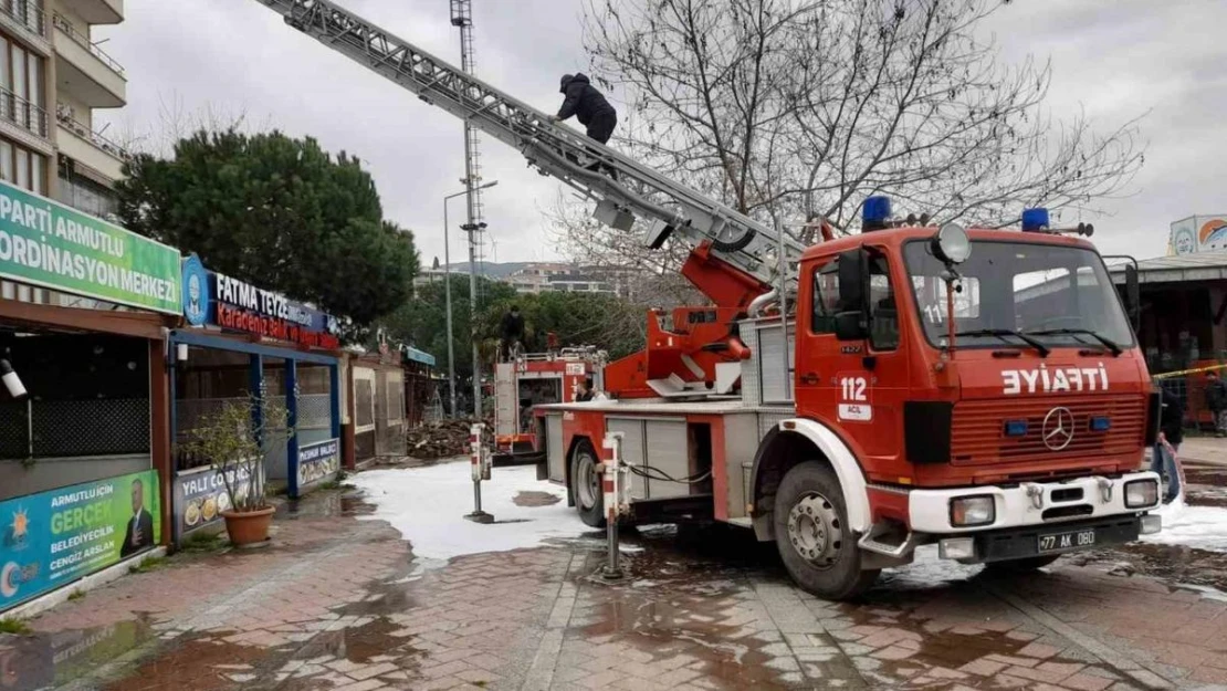 Yalova'da çatı yangını korkuttu