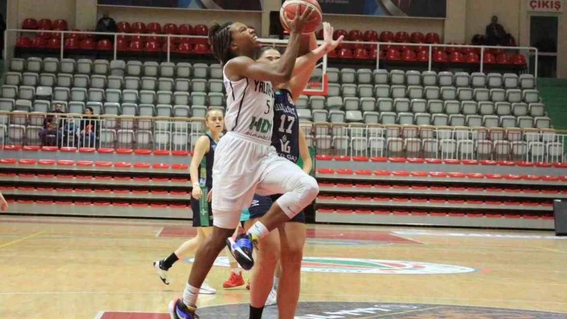 Yalova VİP evinde Adana'yı 82-78 yendi