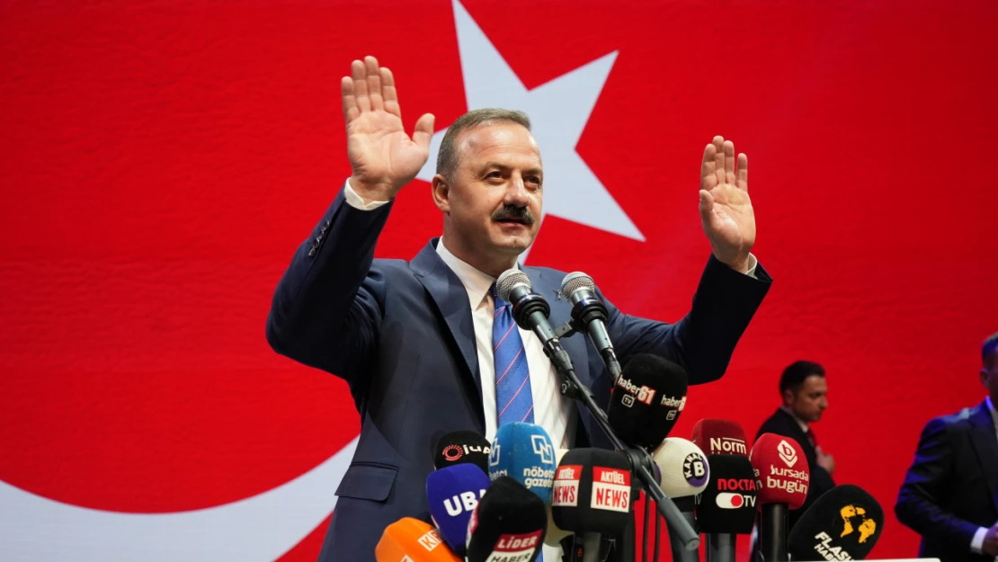 Yavuz Ağıralioğlu, Anahtar Parti'nin tanıtımını gerçekleştirdi