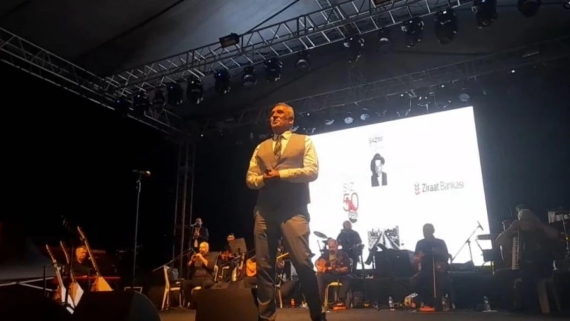 Yavuz Bingöl Malazgirt'te konser verdi