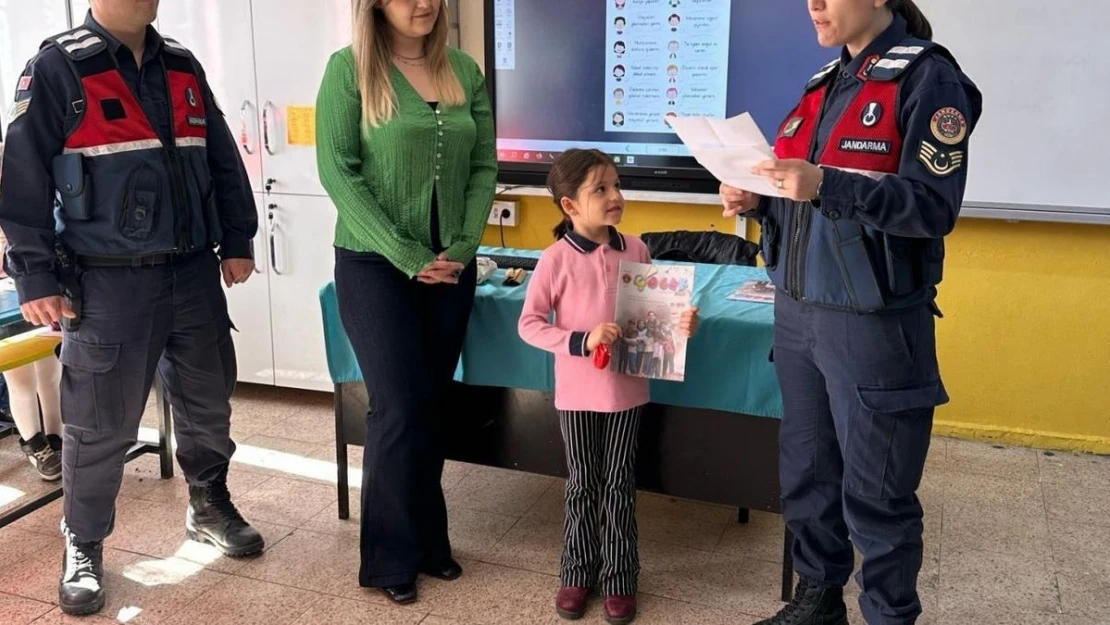 Yazdıkları mektuplarla jandarmayı duygulandırdılar