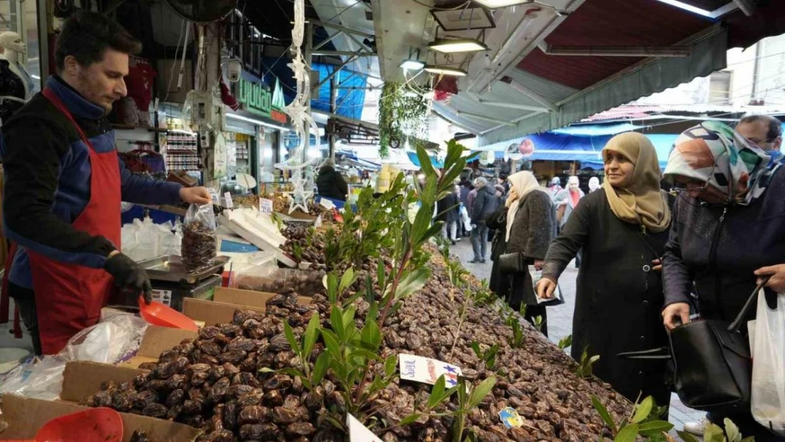 Yıkanmış hurmalara dikkat