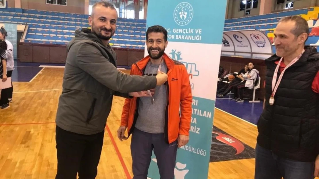 Basketbolun yıldızları ödüllerini aldı