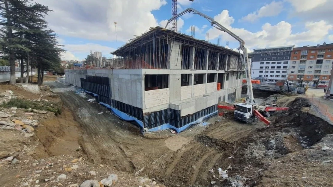 Yozgat İl Halk Kütüphanesi inşaatı hızla yükseliyor
