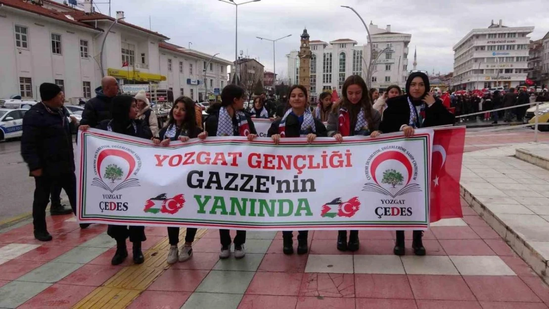 Yozgat'ta öğrenciler 'Gazze Şeridi Yürüyüşü' gerçekleştirdi