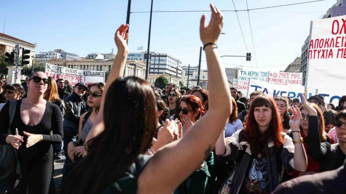 Yunanistan'da 'özel üniversite' protestoları sürüyor