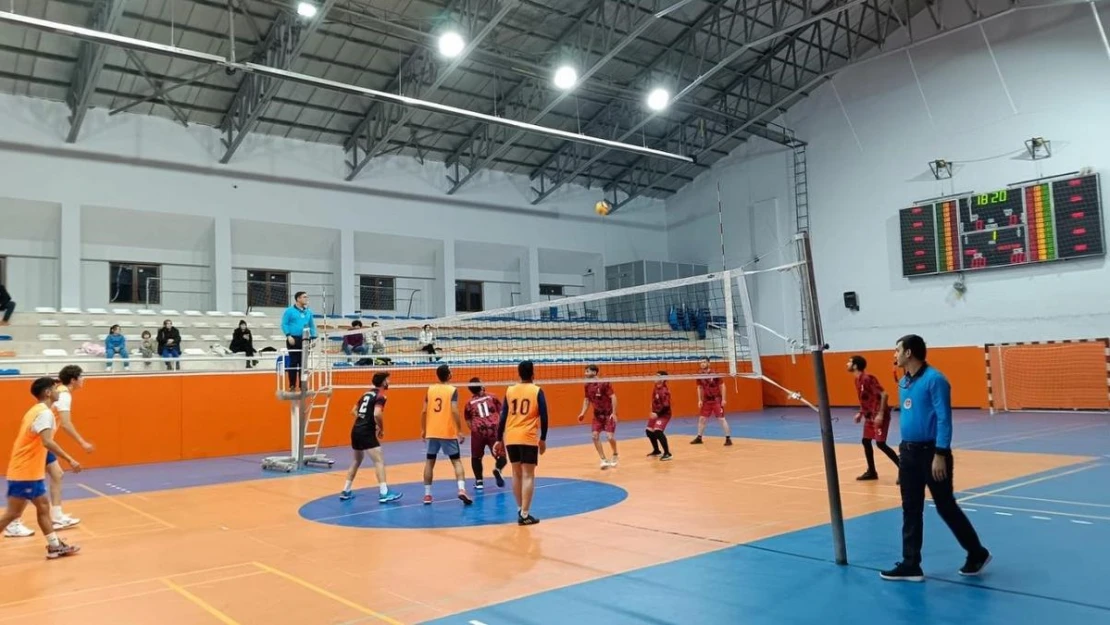 Yurtlar Arası Voleybol Turnuvası'nın Şampiyonu Belli Oldu