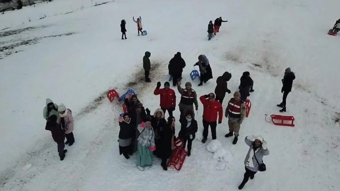 Zigana Dağı Kayak Tesisi'nde güvenli kış turizmi için jandarma çalışmalarını sürdürüyor