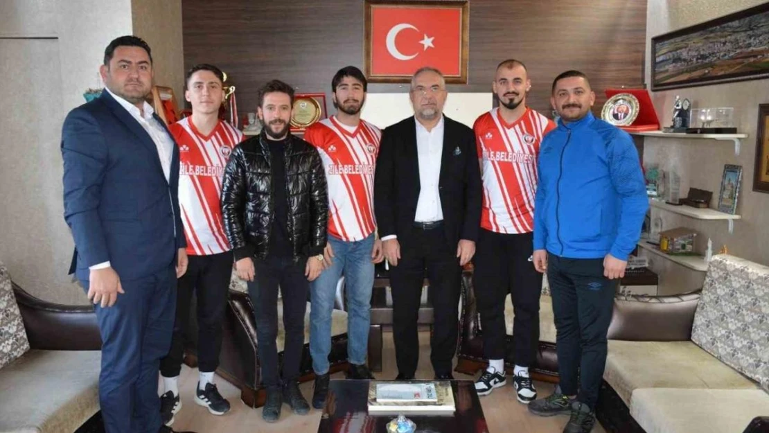 Zile Belediyespor'a 3 yeni transfer