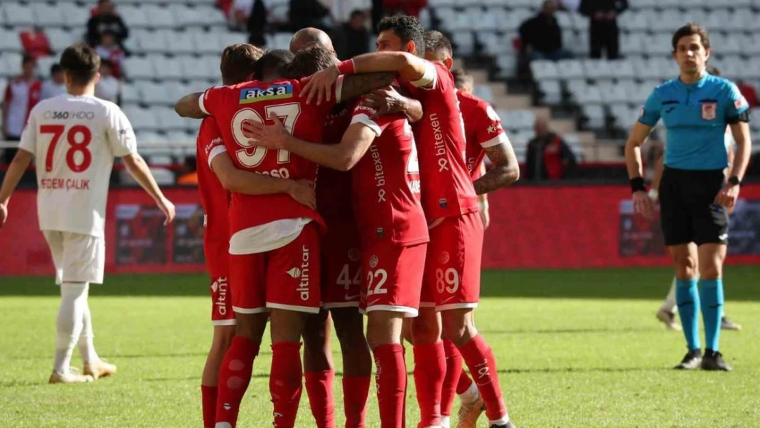 Ziraat Türkiye Kupası: Antalyaspor: 2 - Pendikspor: 1 (Maç sonucu)