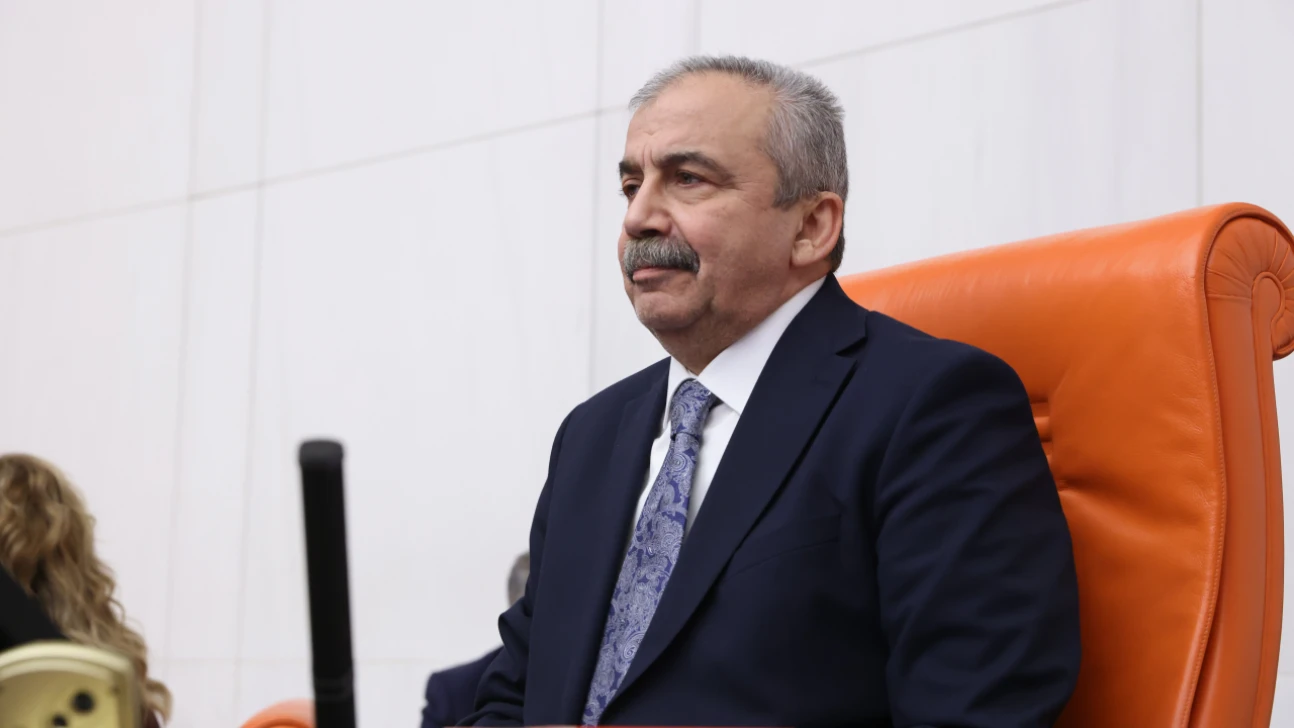 Hastaneden Sırrı Süreyya Önder'in sağlık durumuyla ilgili açıklama