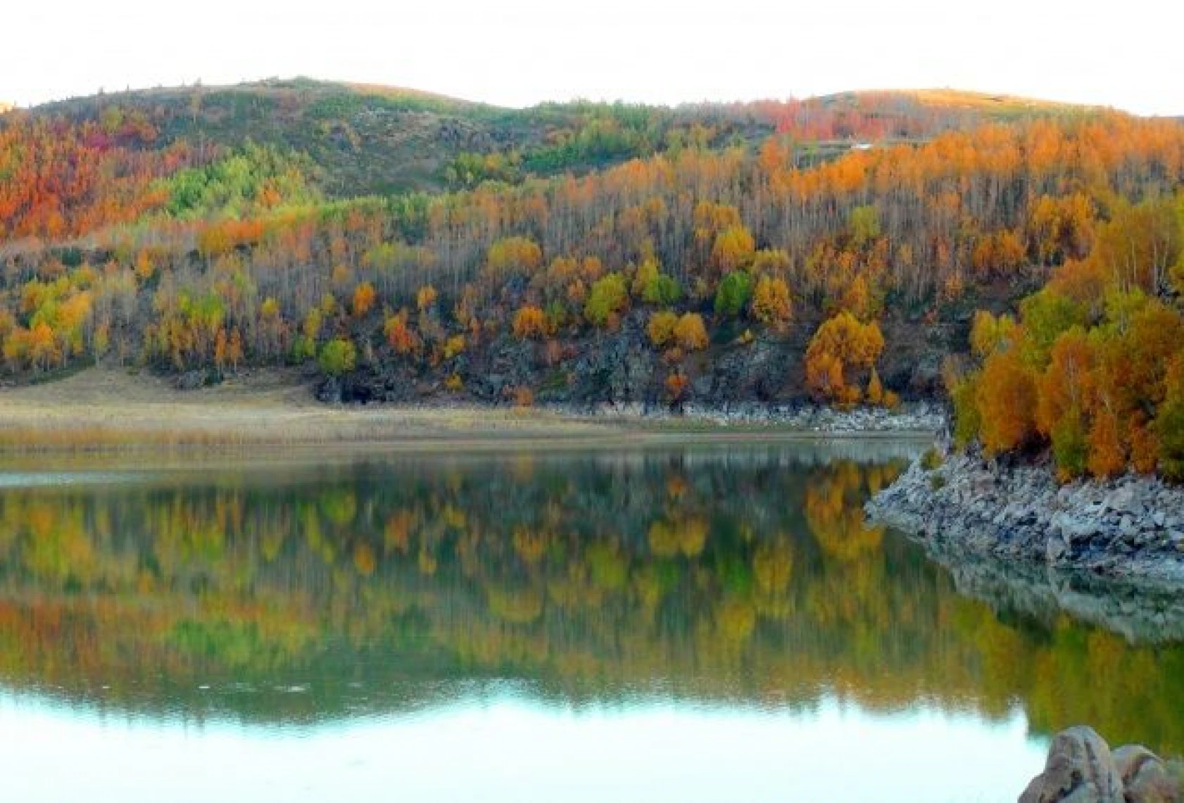 İşte Nemrut Krater Gölü'nde Sonbahar