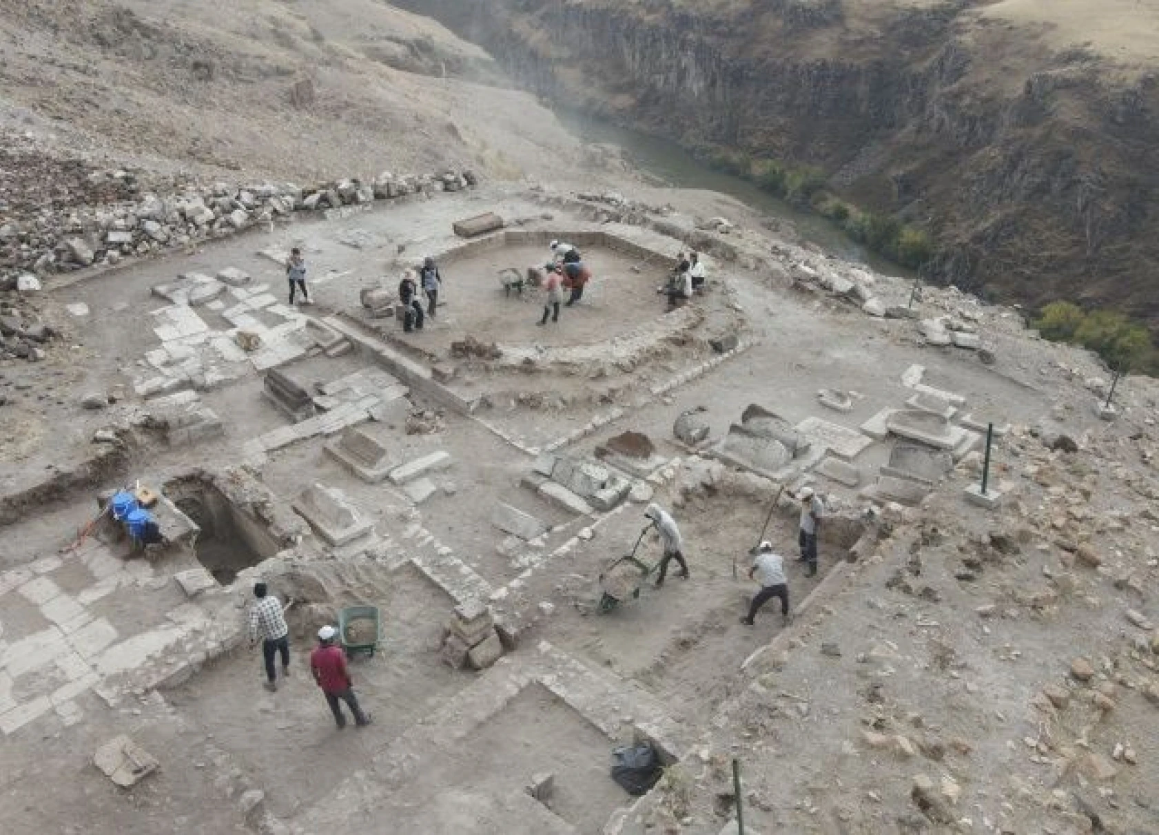 Ani harabesi havadan görüntülendi