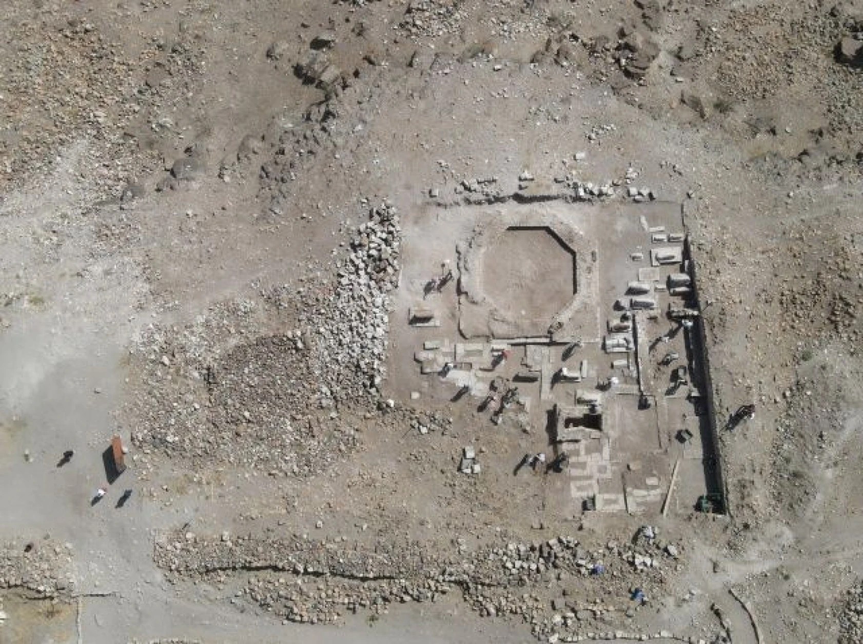 Ani harabesi havadan görüntülendi