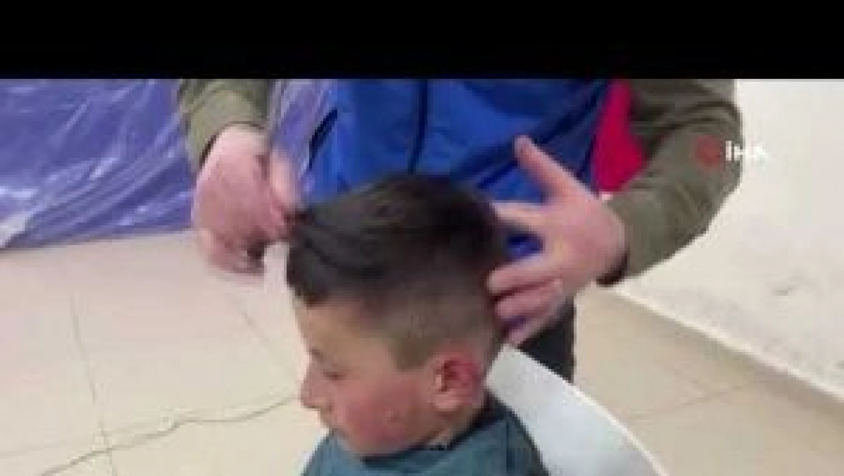 Ardahan'da öğrencilere ücretsiz saç tıraşı hizmeti