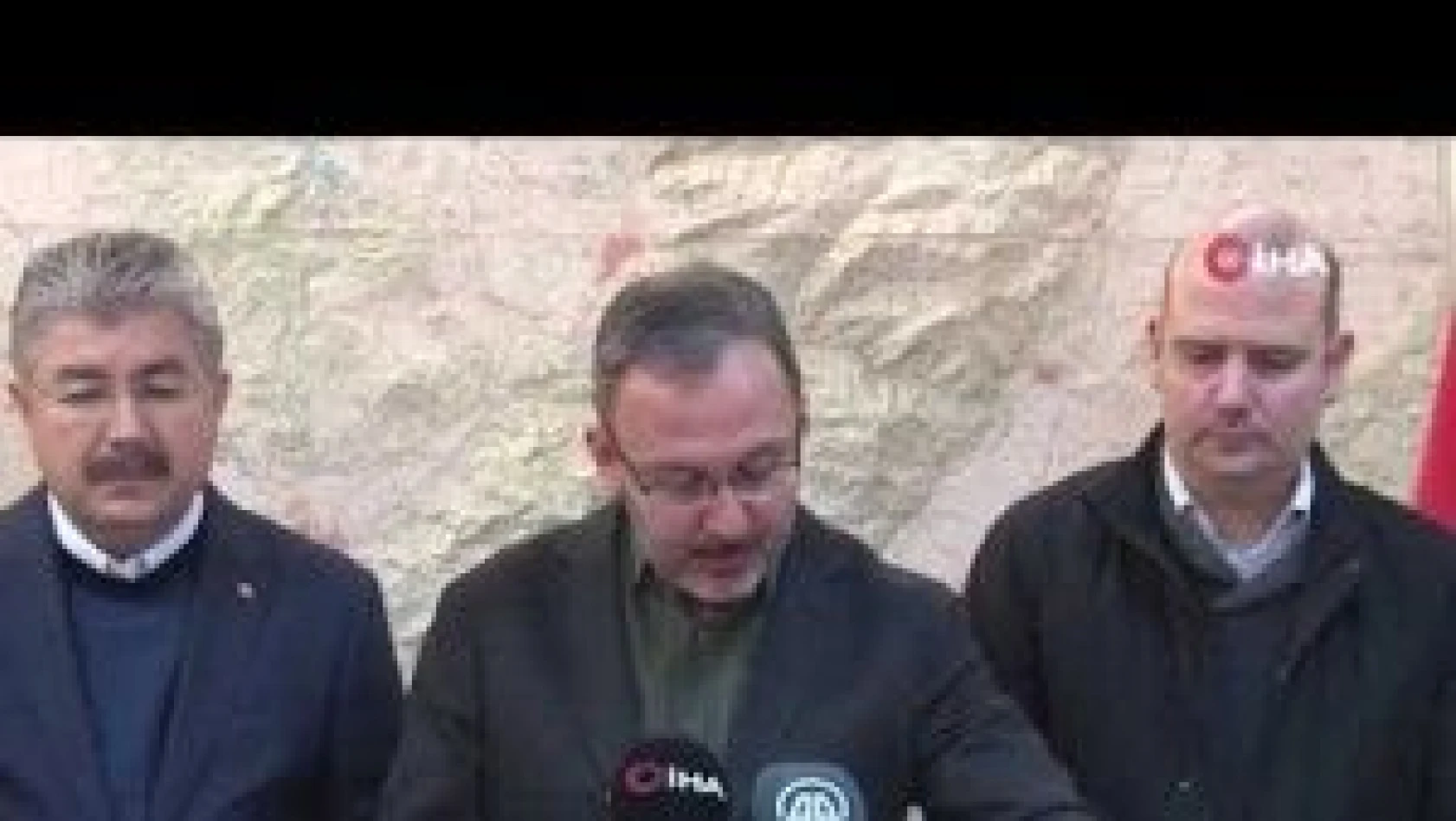 Bakan Kasapoğlu: 'Osmaniye'de 695 vatandaşımız vefat etti, 2 bin 220 yaralımız var'