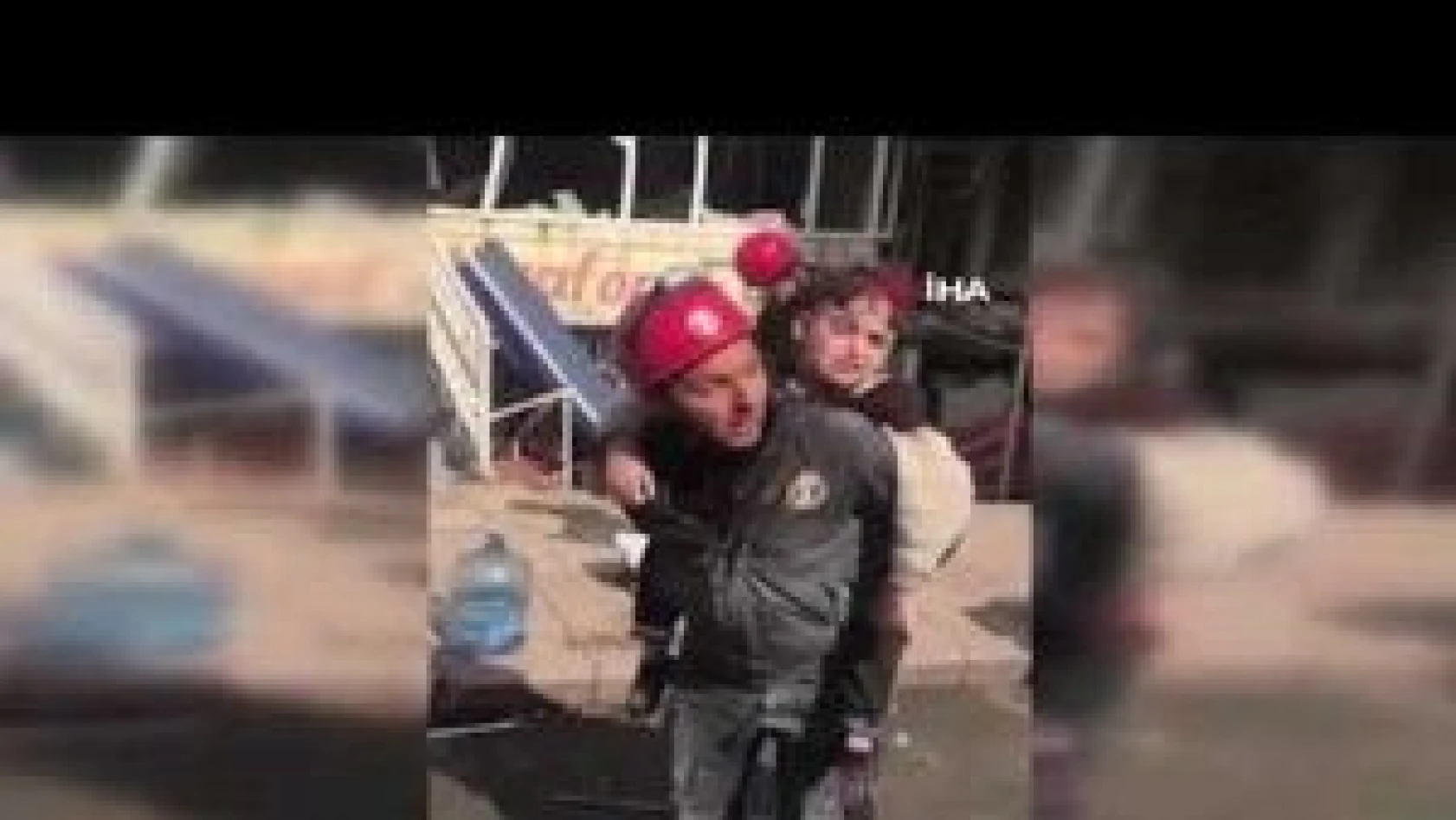 Depremden 50 saat sonra gelen mutluluk: 1 çocuk, 2 kadın enkazdan böyle kurtarıldı