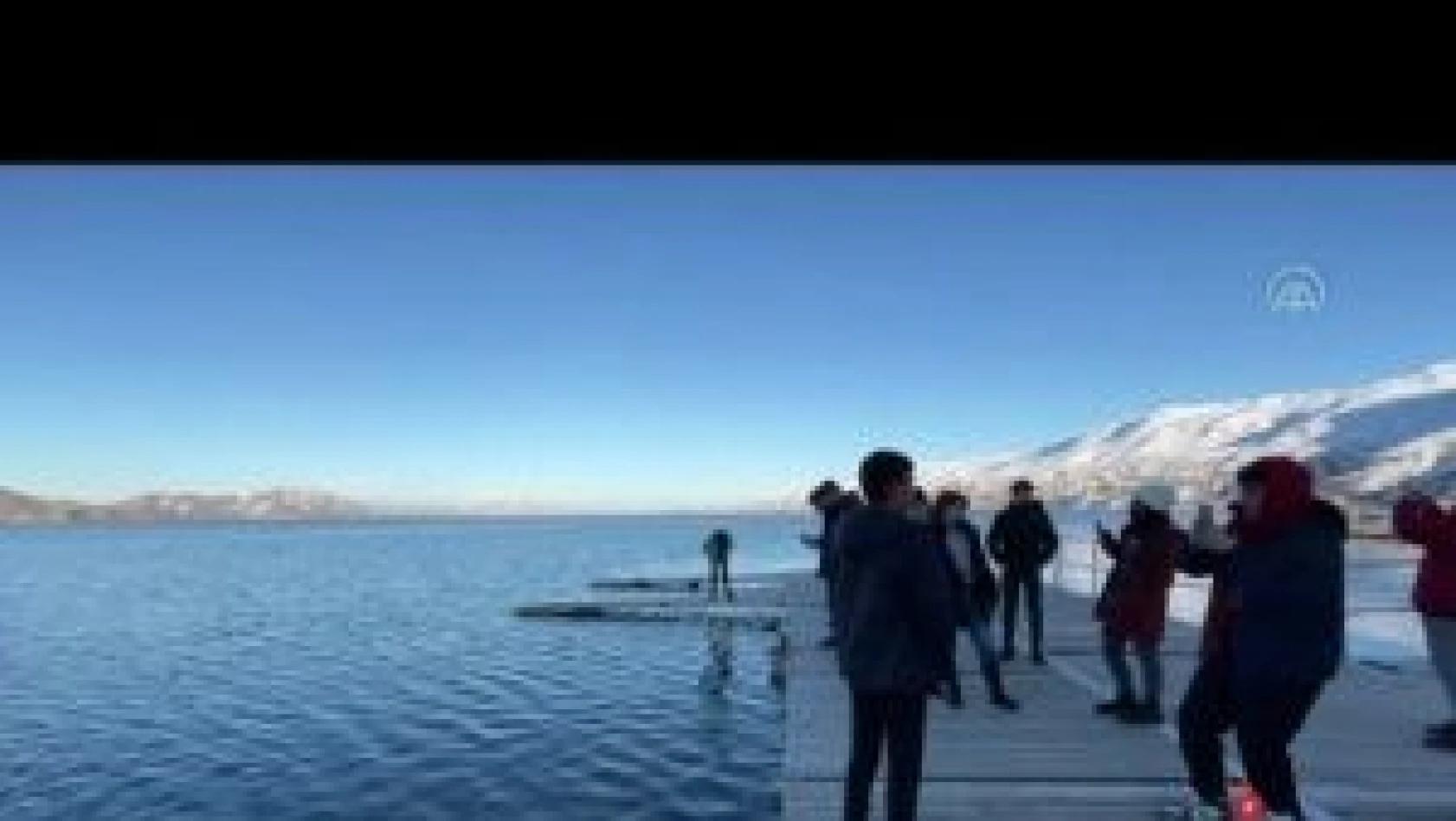 Elazığ'da Hazar Gölü doğal güzelliğiyle yılın on iki ayı ziyaretçilerini ağırlıyor