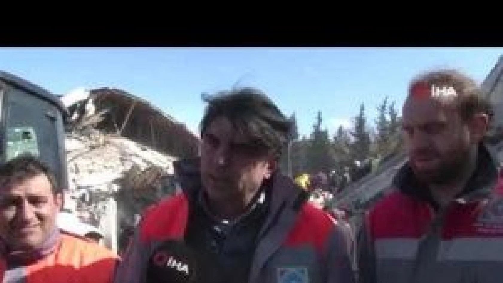 Melikgazi Belediyesi ekipleri enkazdan 15 can kurtardı