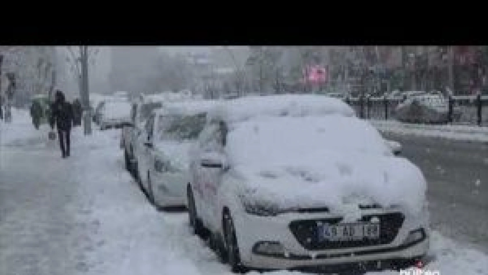 Muş'ta kar yağışı ulaşımda aksamalara neden oldu