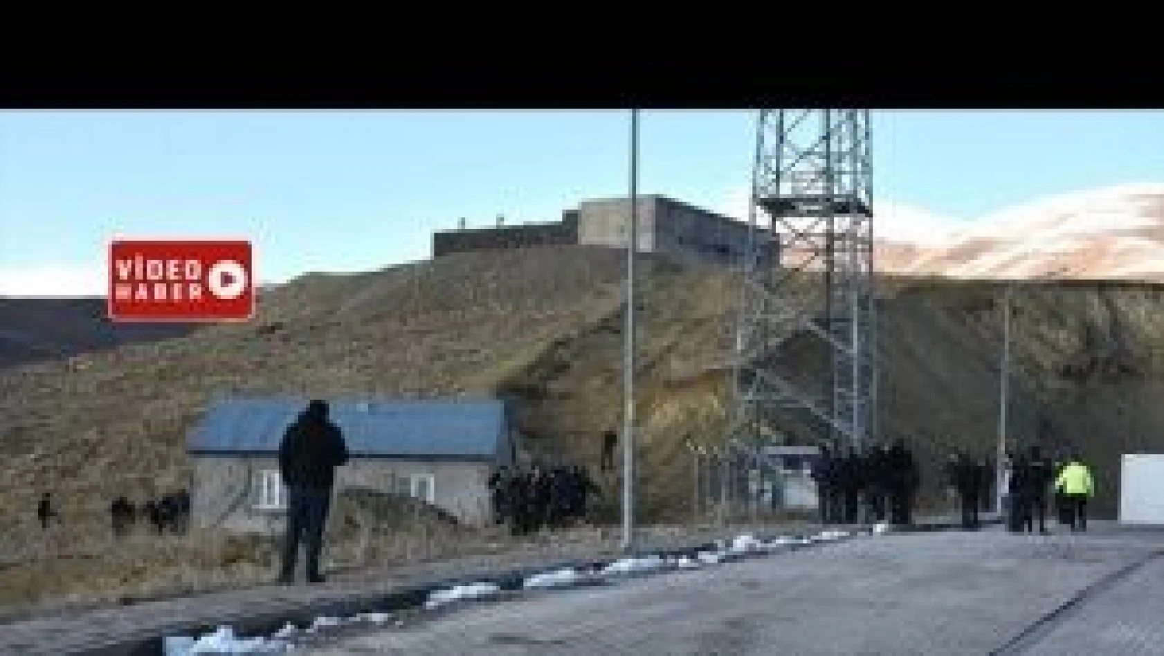 Yüksekova'da silahlı saldırı