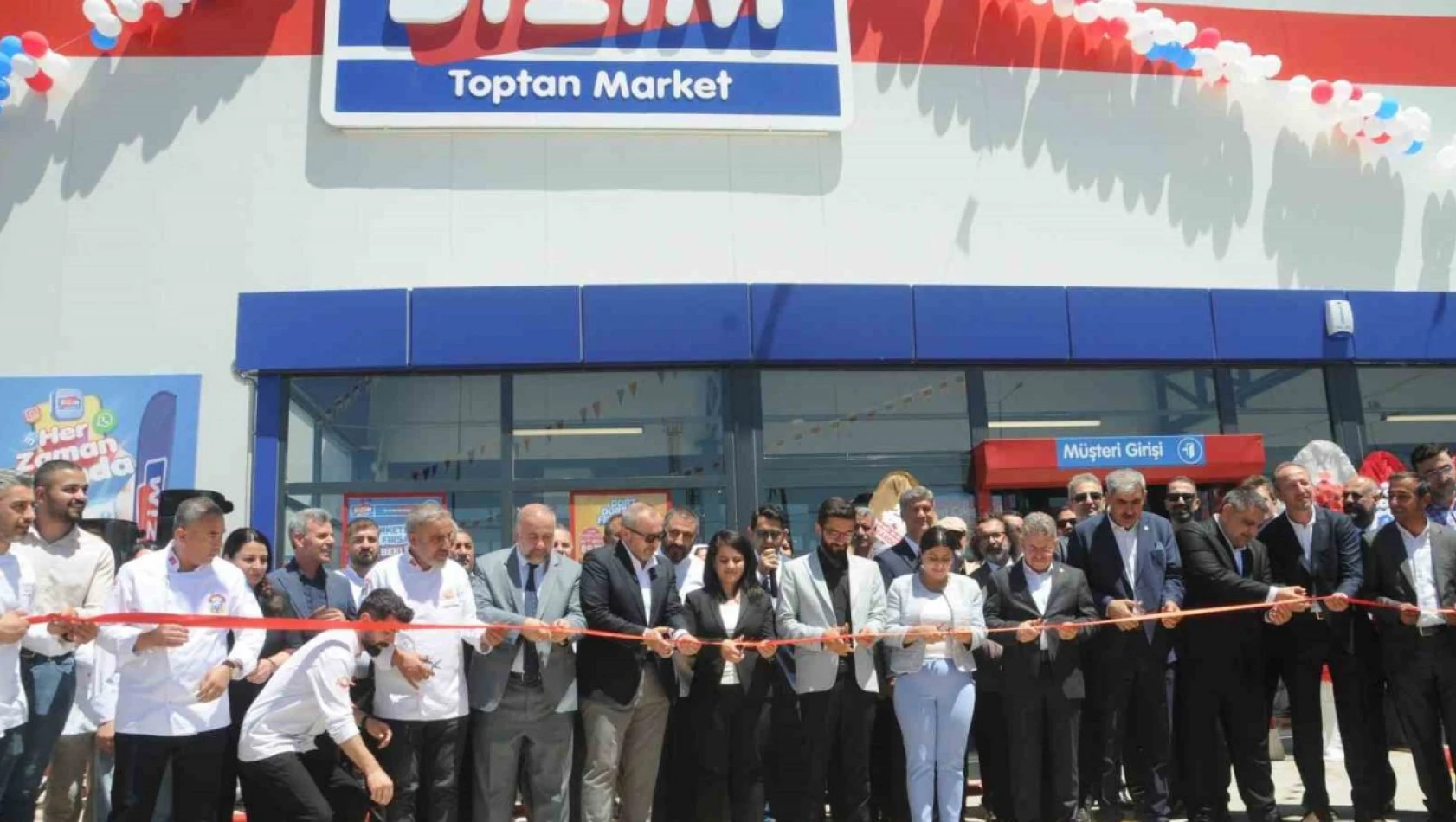 Bizim Toptan Market 183'üncü mağazasını Şırnak'ta açtı