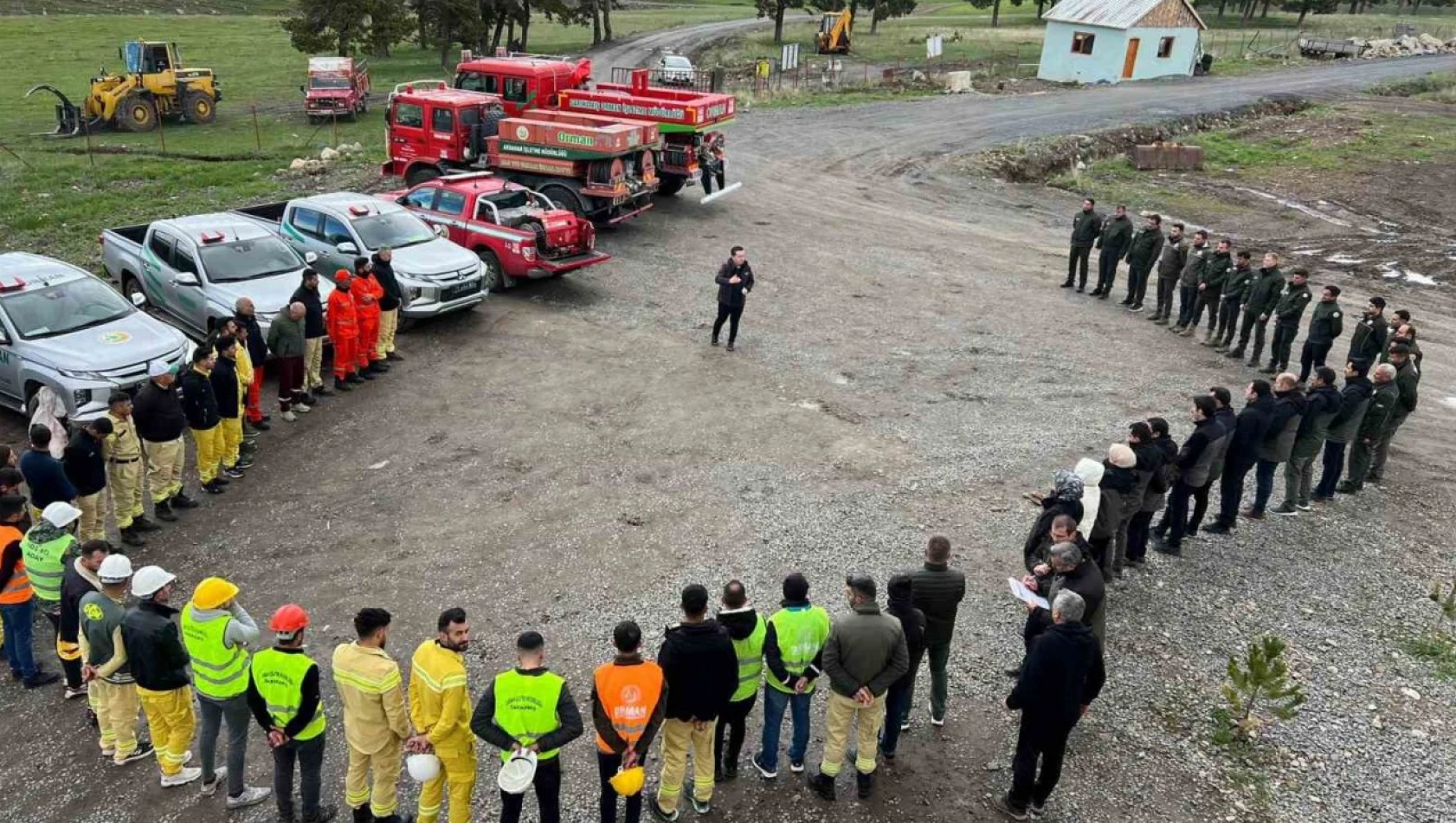 Sarıkamış'ta orman personeline yangın eğitimi