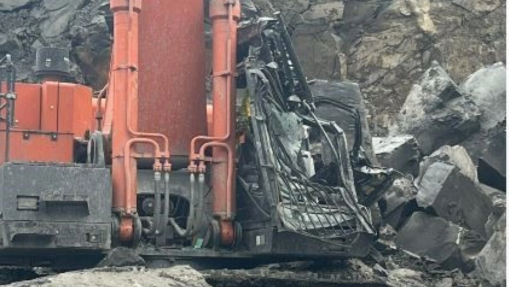 Şırnak'ta kömür ocağında operatör, üstüne düşen kaya parçaları sonucu yaralandı
