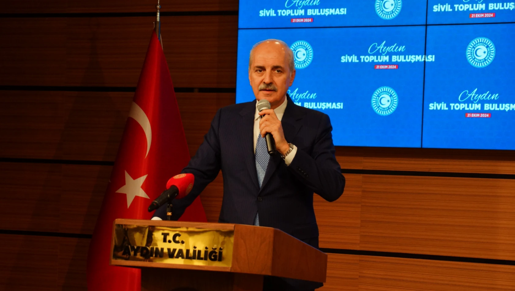 TBMM Başkanı Kurtulmuş: Sayın Cumhurbaşkanı'nın bir kez daha seçilmesini sağlamak gibi meclisin böyle bir görevi olmadığı gibi Anayasa çalışmalarında bugüne kadar tek bir kişiden bile böyle bir sözü duymadım.'